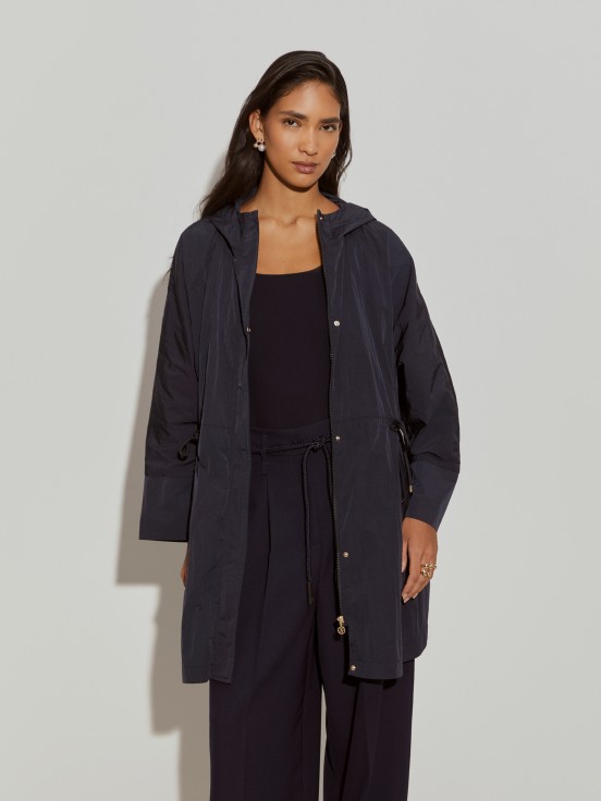 Parka con capucha