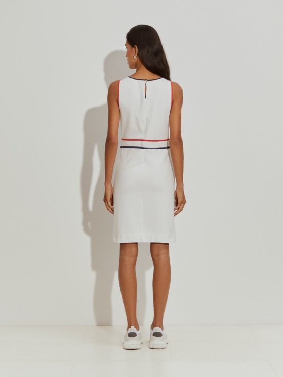 Vestido curto de malha