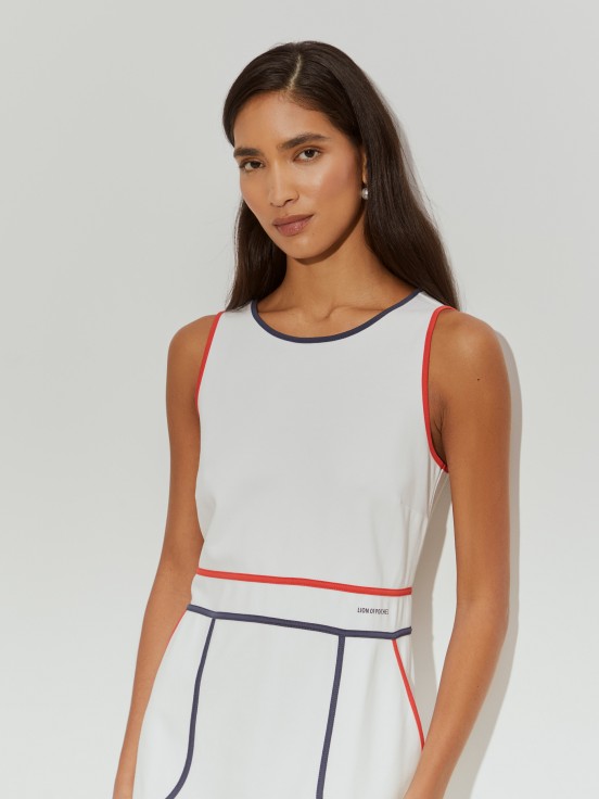Vestido curto de malha
