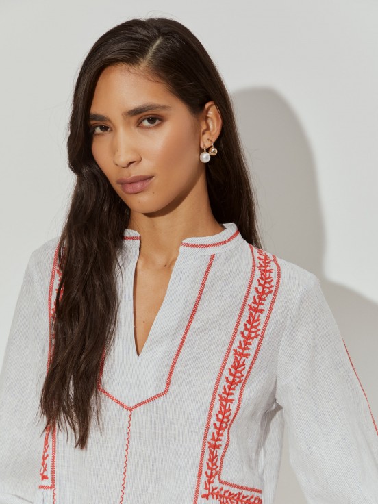 Ethnic blouse in linen and cotton