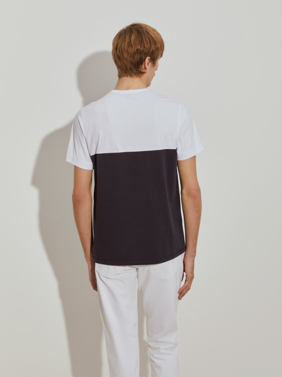 Color block t-shirt