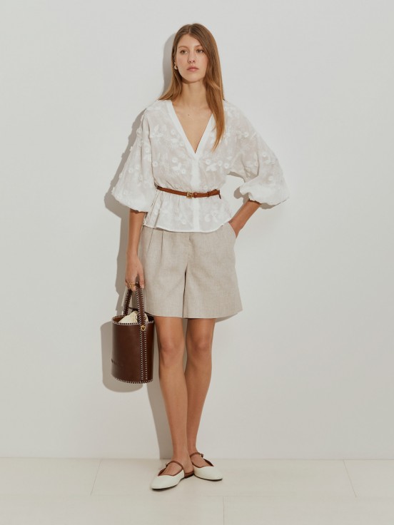 Blusa de algodo bordada