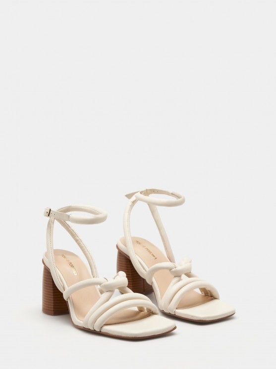 Leather strappy sandals