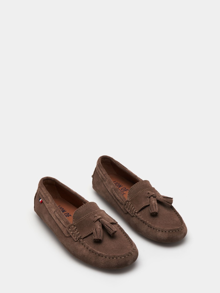 Loafers unissexo em camur�a