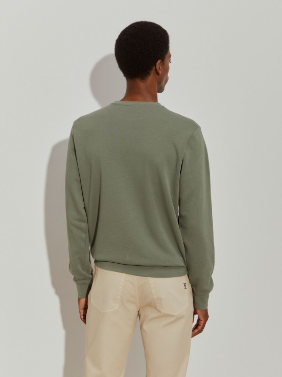 Sweater com logotipo