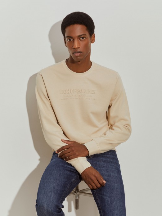 Logo sweater