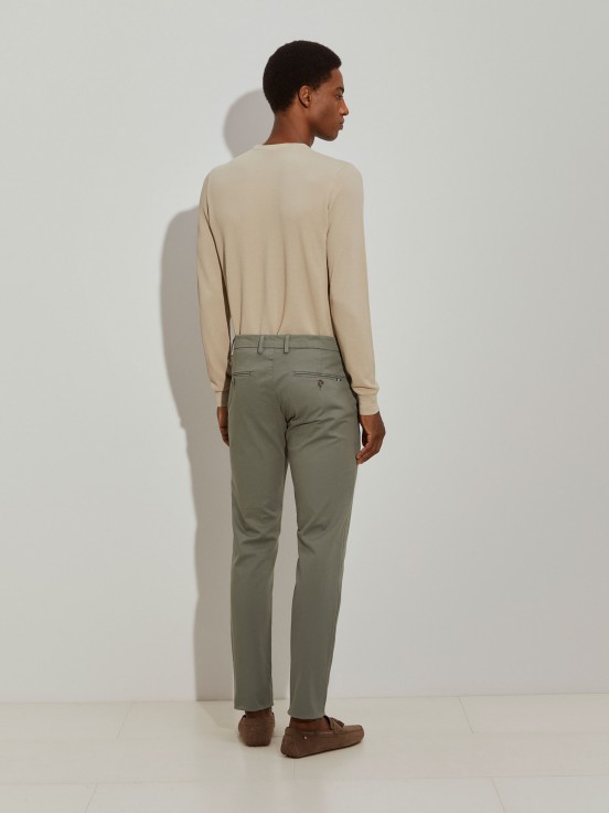 Pantaln chino slim fit