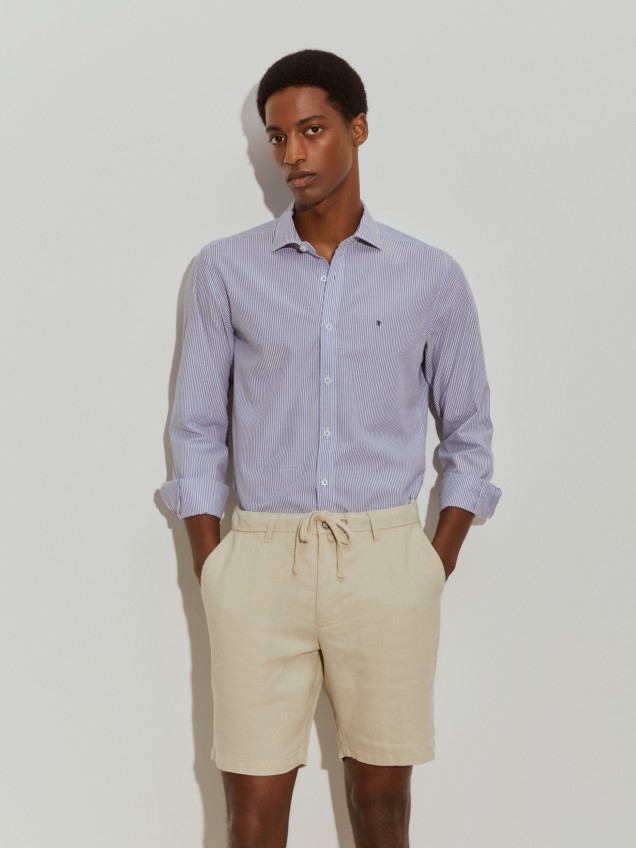 Camisa slim fit �s riscas