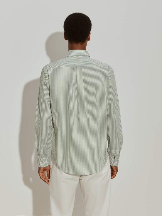 Camisa de rayas de corte regular
