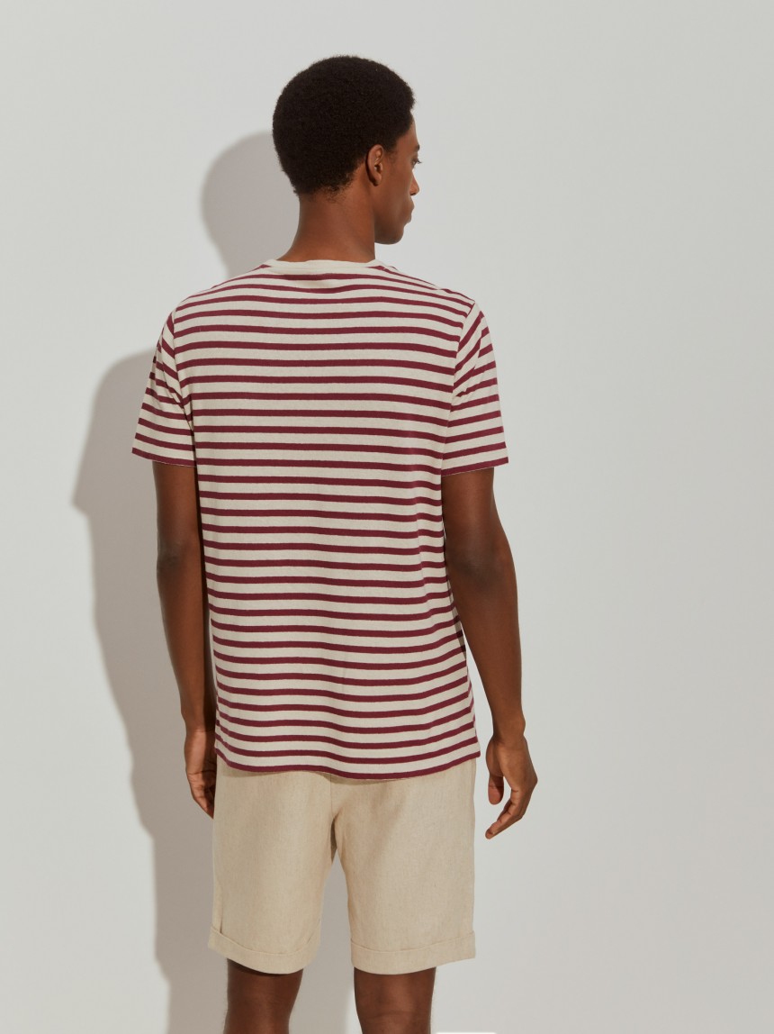 T-shirt �s riscas em algod�o e linho