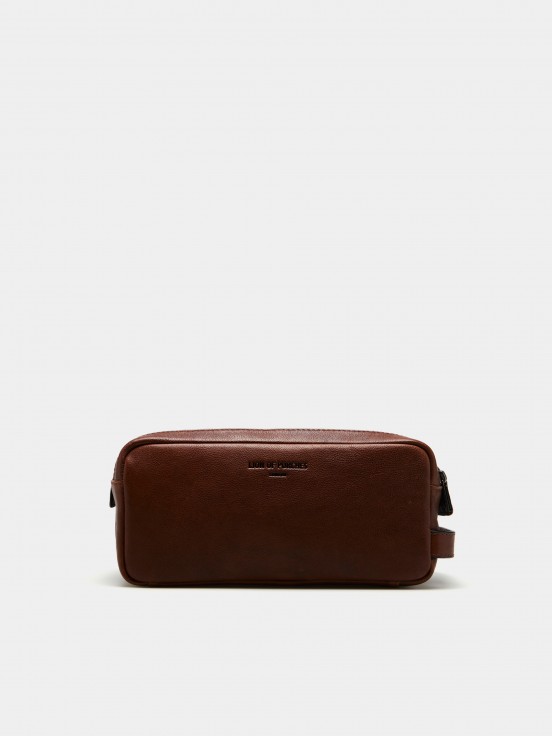 Rectangular leather toiletry bag