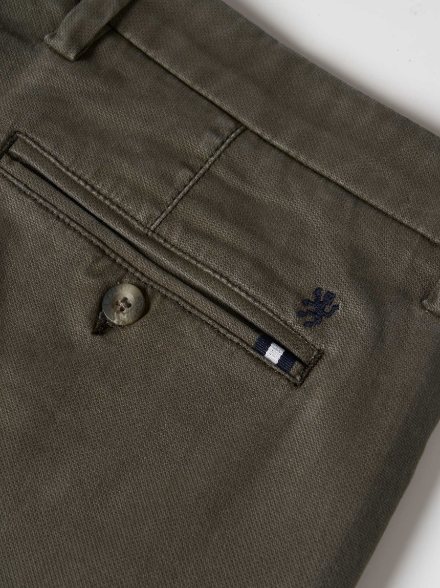 Cal�as chino regular fit