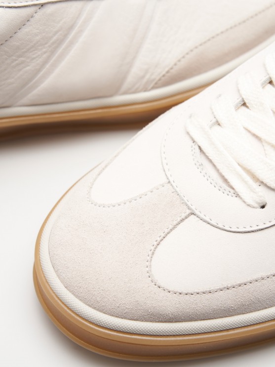 Lace-up leather sneakers