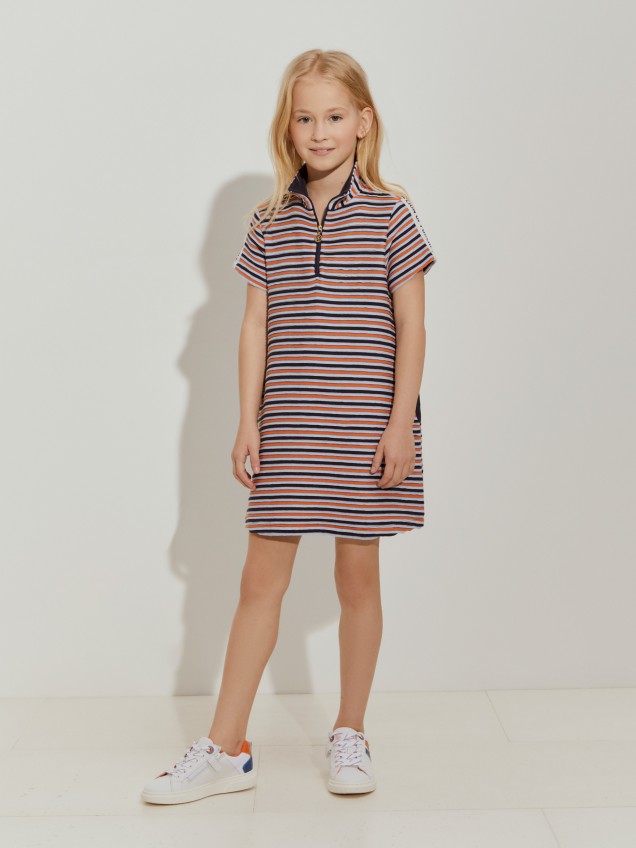 Vestido malha �s riscas
