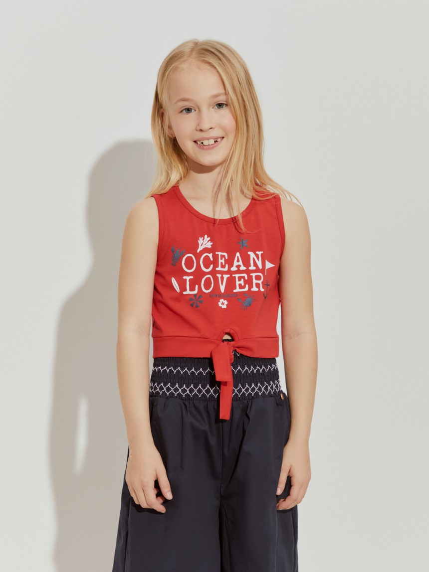 Sleeveless top with message