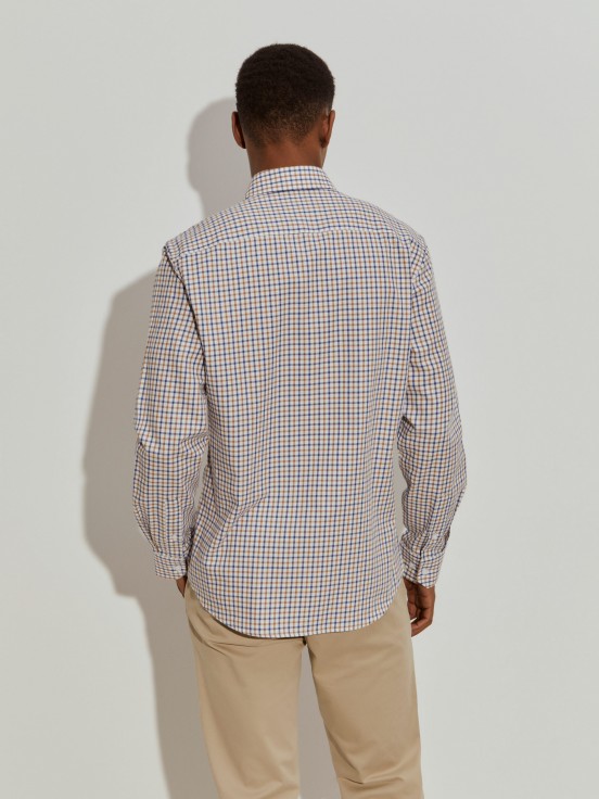 Camisa slim fit quadrados