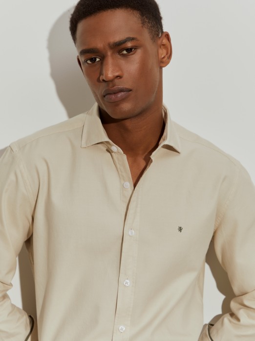 Camisa ajustada