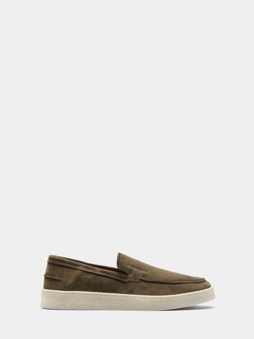 Suede shoe