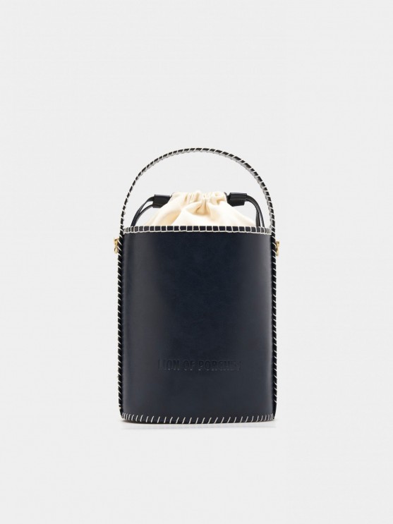 Circular bucket bag