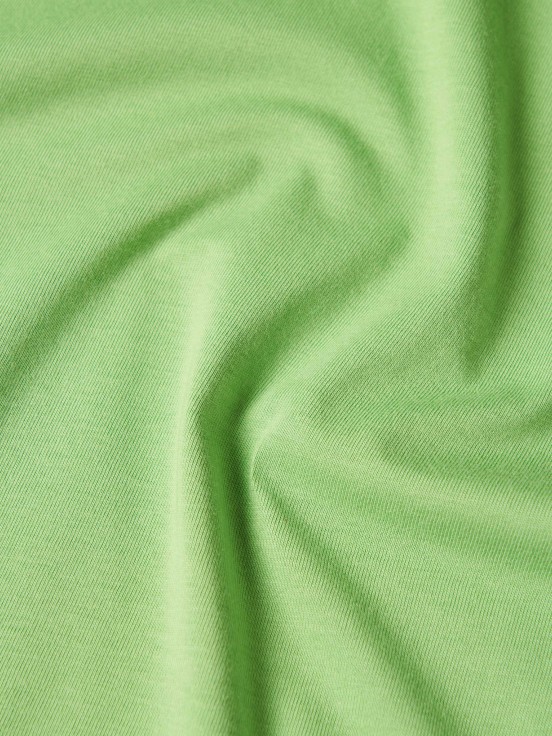 T-shirt de algodo decote em V