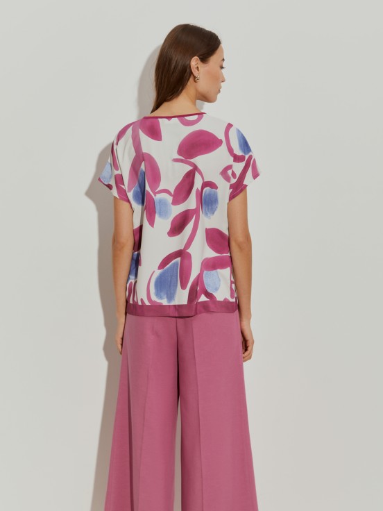 Blusa con estampado floral