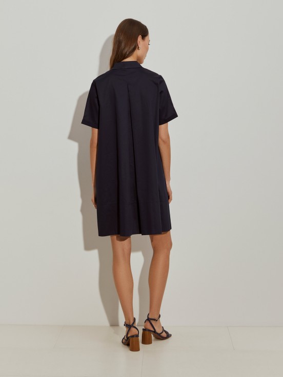 Vestido midi de manga corta