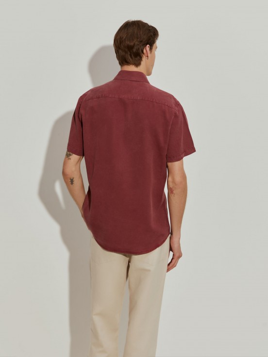 Camisa slim fit manga curta