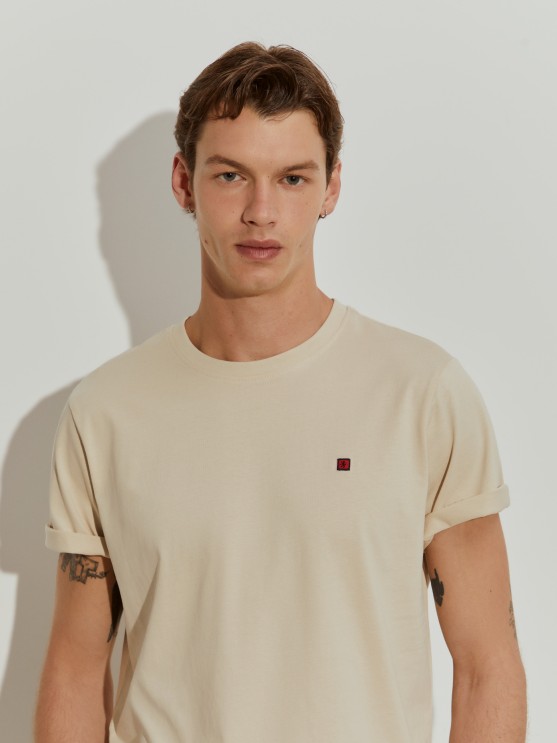 Basic cotton t-shirt