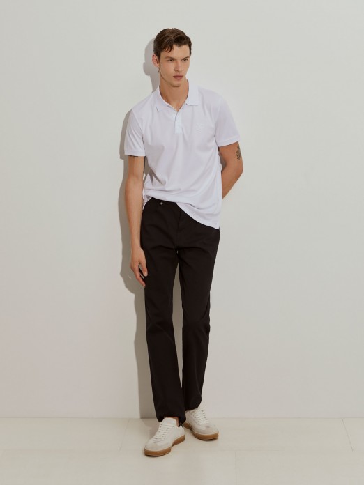 Polo slim fit con muelles