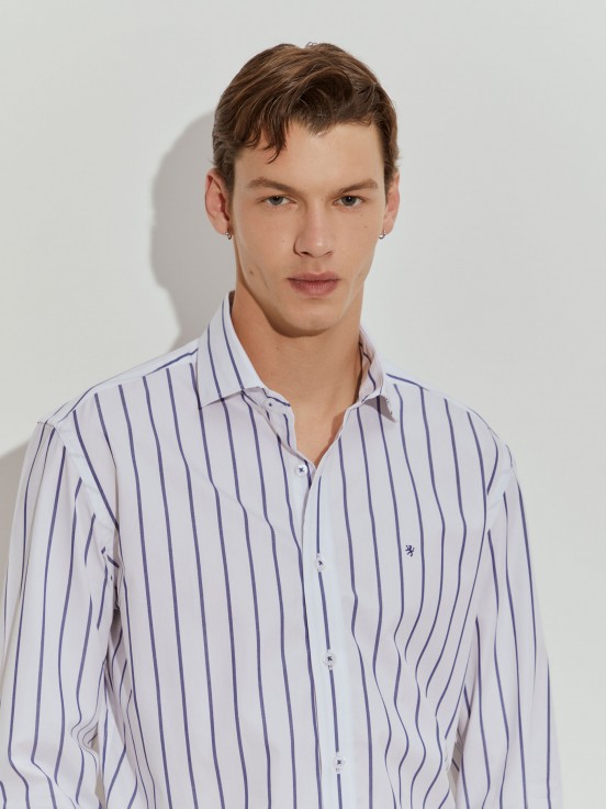 Camisa slim fit s riscas