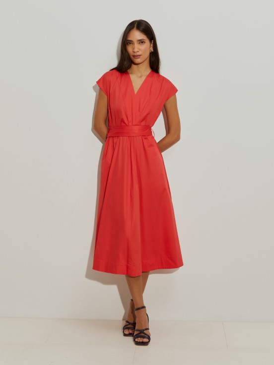 Vestido midi com cinto