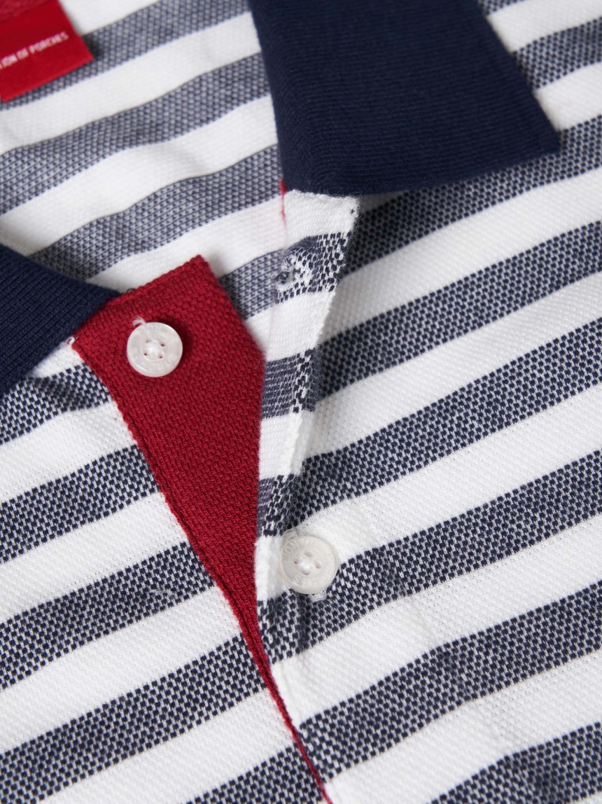 Polo �s riscas