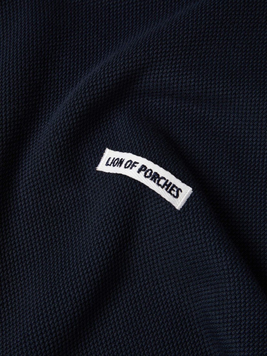 Sweatshirt com capuz