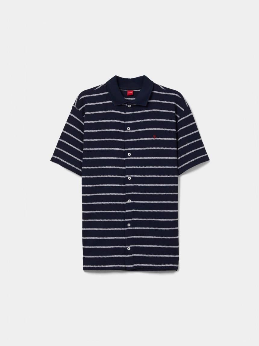 Polo camisa �s riscas