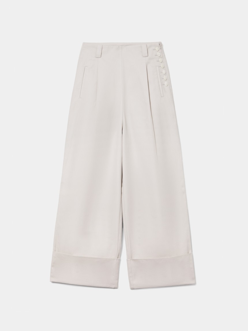 Wide leg trousers