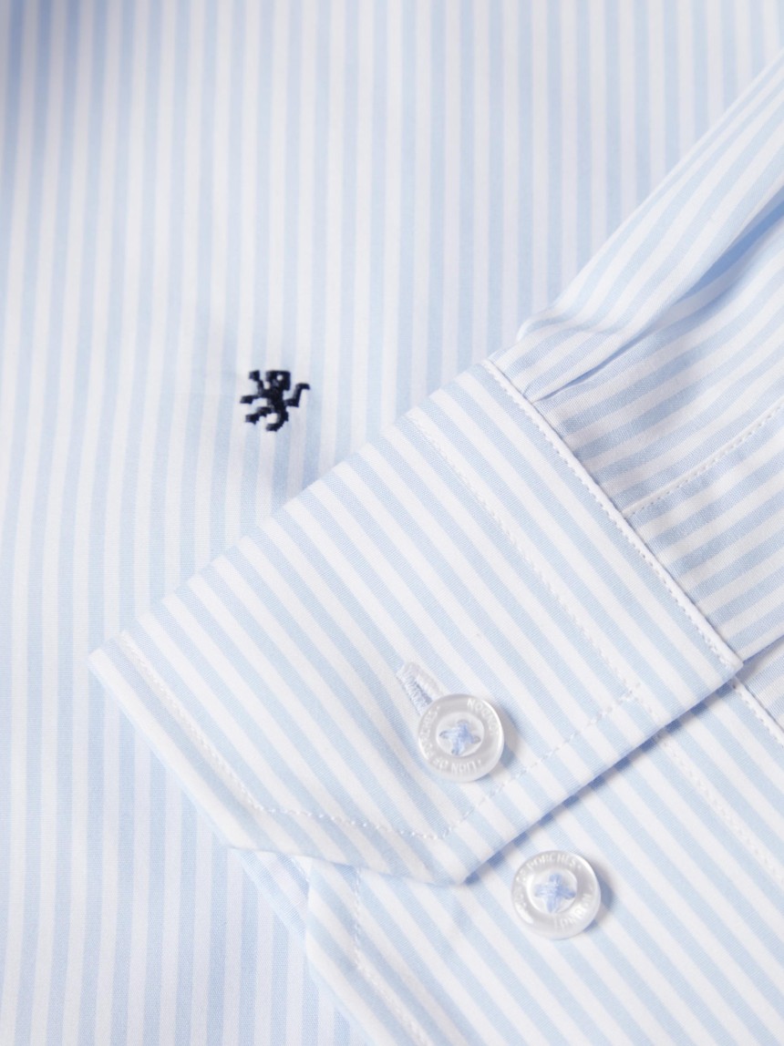 Camisa regular fit em algod�o �s riscas