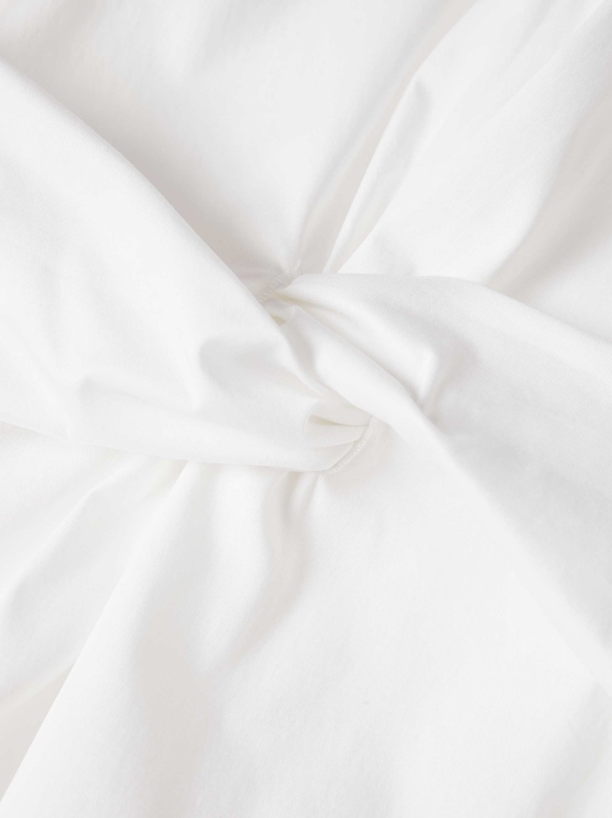 Shirt with twisted detail on the back
