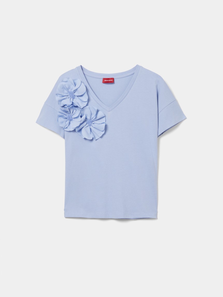 T-shirt with flowers