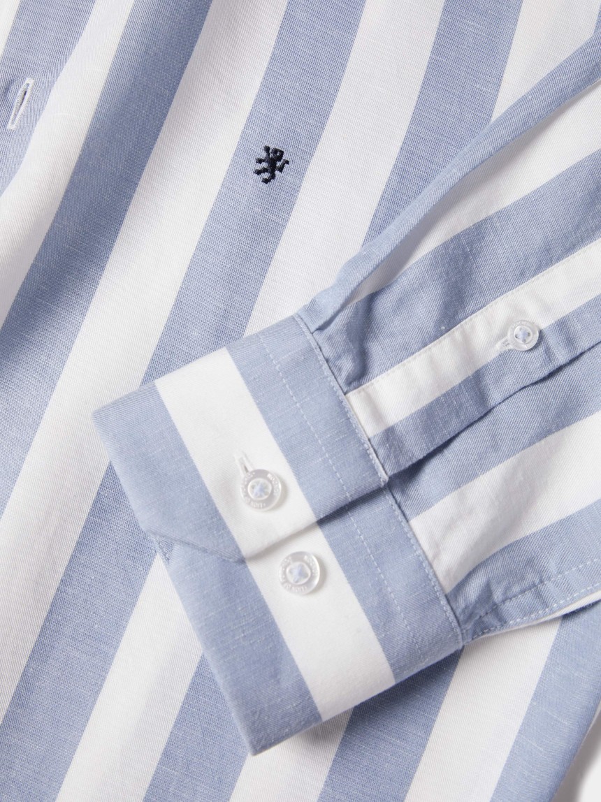 Camisa slim fit em liocel e linho