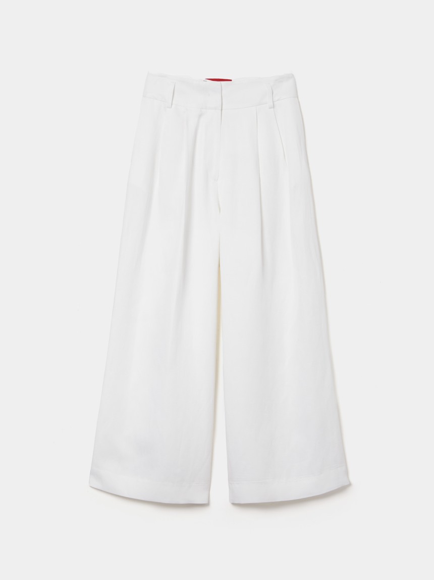 Wide-leg pants