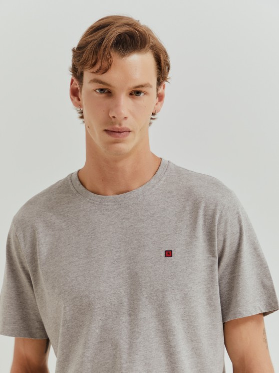 T-shirt bsica de algodo
