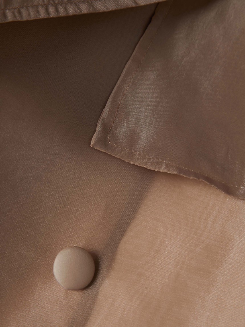 Gabardine com transpar�ncia