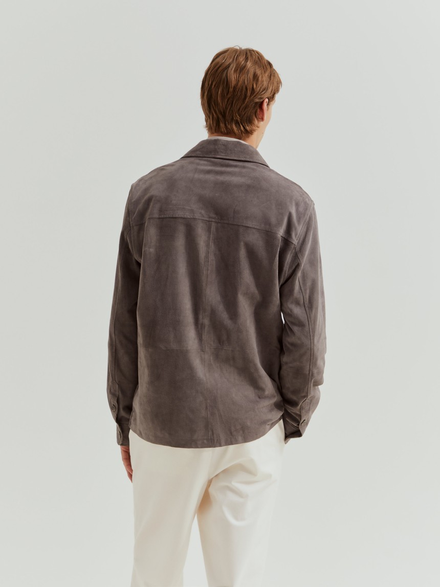 Blus�o em pele
