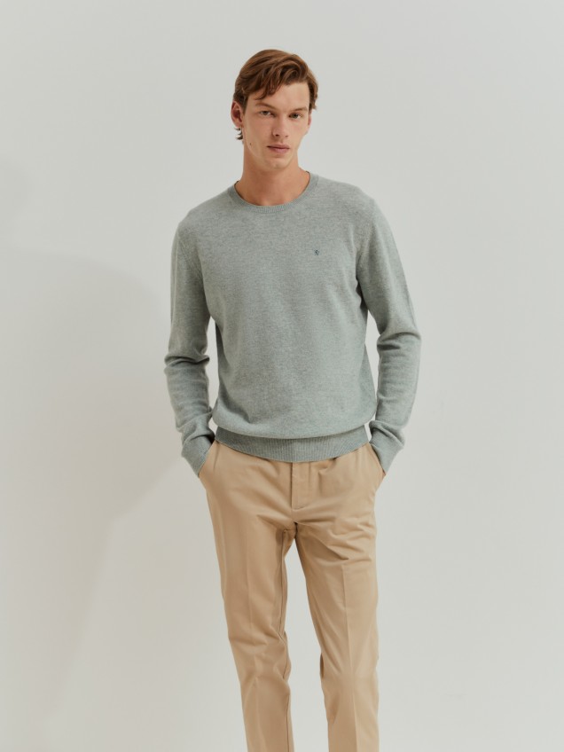 Wool and cashmere sweater