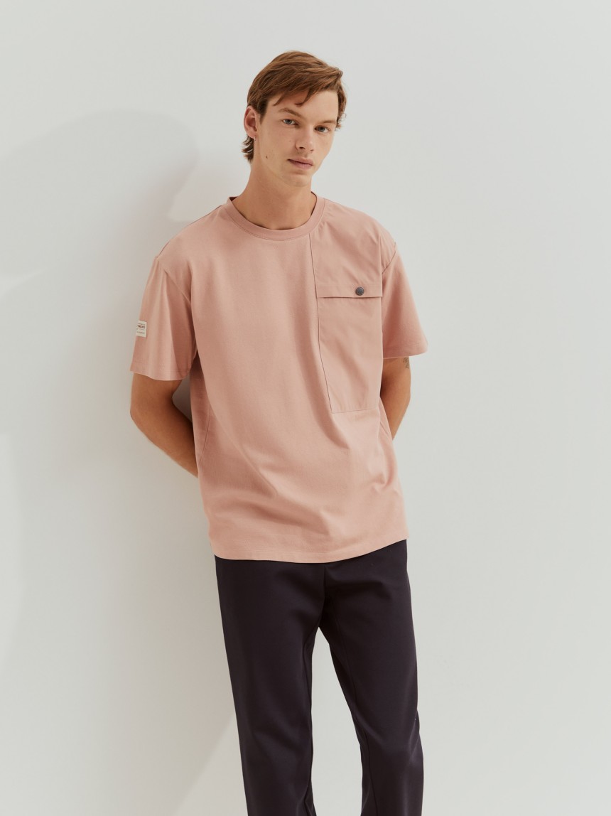 T-shirt with pocket