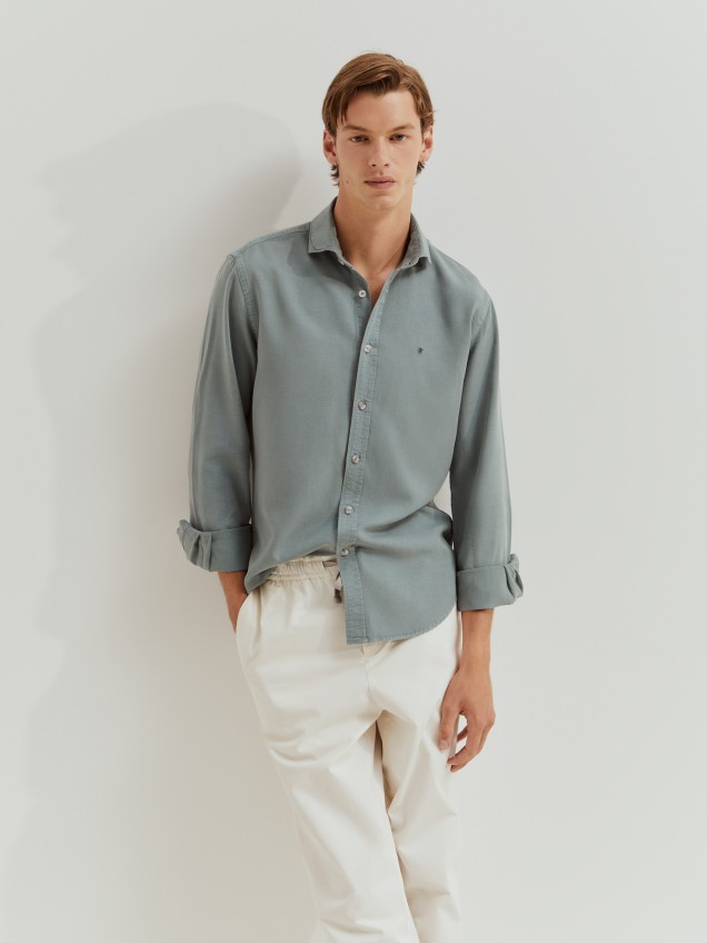 Camisa slim fit liocel e linho