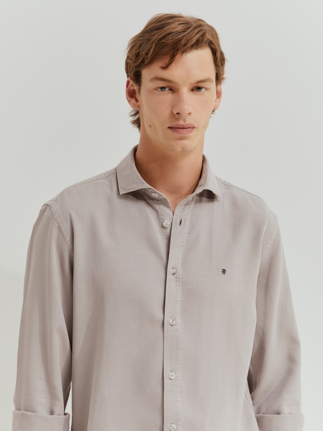 Camisa slim fit liocel e linho