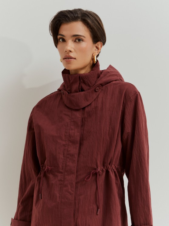 Parka com capuz