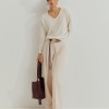 V-neck pullover