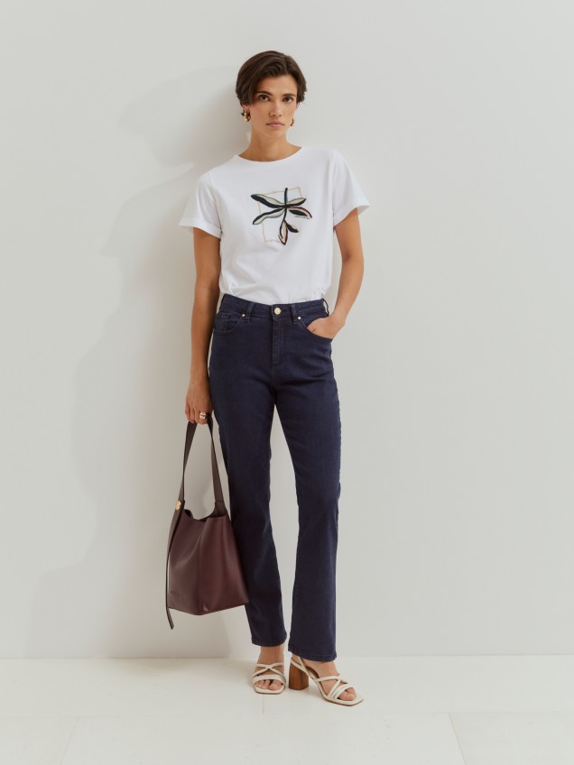Straight-leg jeans